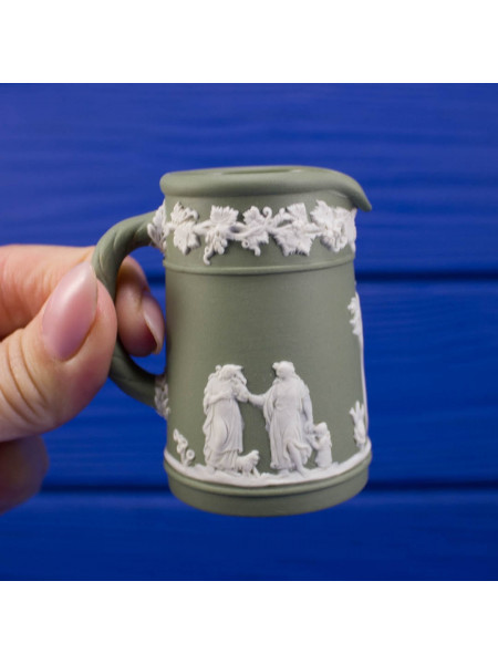Миниатюрный кувшин Wedgwood