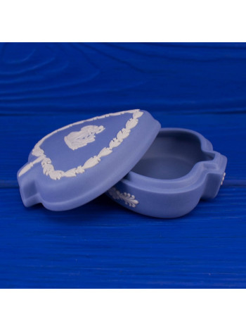 Шкатулка Wedgwood Пики серии карточные масти