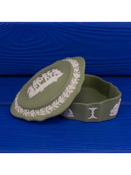 Шкатулка Wedgwood овальная зелёный Jasper