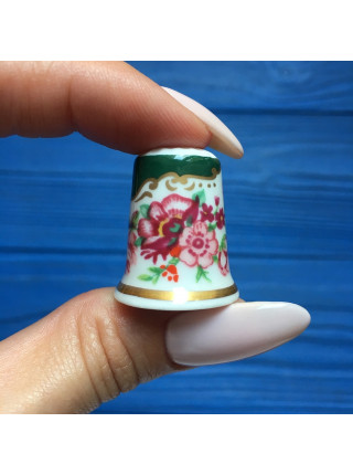 Коллекционный винтажный напёрсток Royal Worcester #8