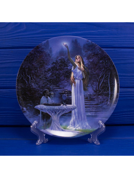 Тарелка WEDGWOOD "The Mirror of Galadriel" серия Властелин Колец