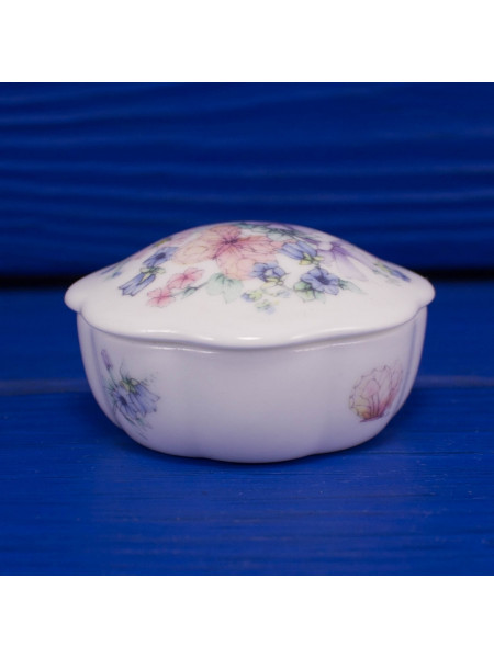 Шкатулка Wedgwood таблетница с волнистыми краями ДИЗАЙН ANGELA 