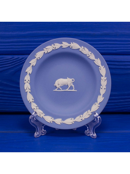 Коллекционная тарелка (блюдце) Телец (Taurus) серии Знаки Зодиака от Wedgwood 