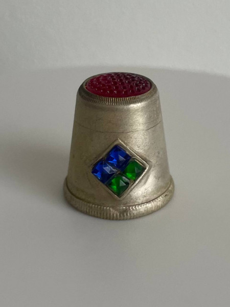 Антикварный коллекционный наперсток Art Deco Antique - латунь с посеребрением и стеклянными кристаллами