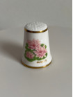 Винтажный наперсток Water Lily (Кувшинка) из коллекционной серии Flowers of the Poets, изготовленный Royal Grafton