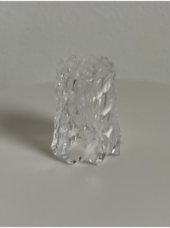 Коллекционный напёрсток Crystal Delight, выпущенный в июле 1988 года в Баварии Ullmannglass специально для Thimble Collector Guild, «Хрустальное очарование»