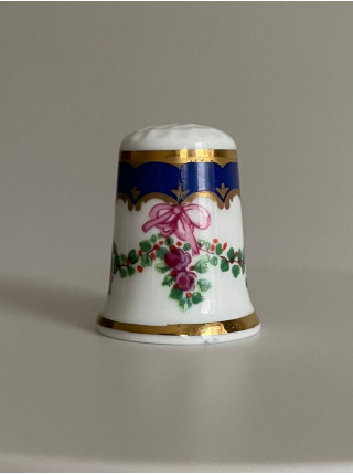 Винтажный коллекционный наперсток Fruit Swags от Royal Worcester
