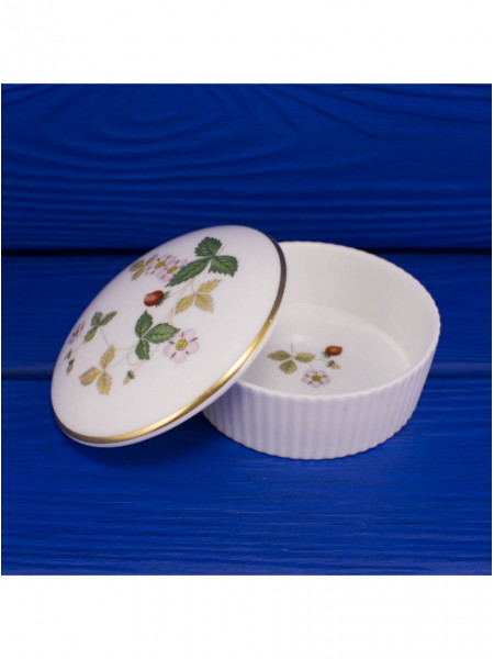Wedgwood шкатулка Wild Strawberry, винтажная, фарфоровая