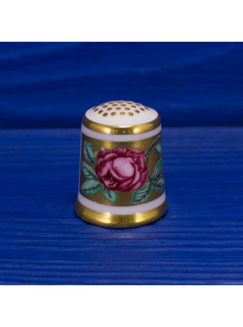 Коллекционный напёрсток Royal Crown Derby, характеризующий определенный период многолетней деятельности компании 4