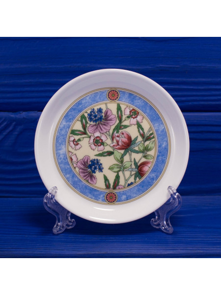 Блюдце круглое от Wedgwood дизайна Sarah