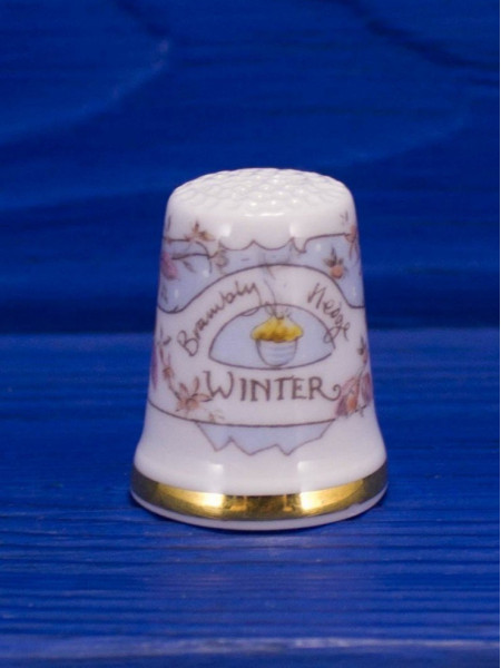 Royal Doulton наперсток Winter, Зима, Brambly Hedge, Jill Barklem, винтажный, коллекционный, фарфоровый