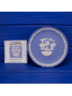 Тарелка "Mother 1982" от Wedgwood