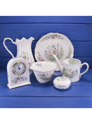 Фарфоровые каминные часы дизайна Wild Tudor от Aynsley