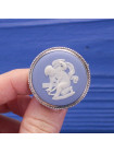 Редкая серебряная винтажная брошь в оригинальной коробочке от Wedgwood голубой Jasper