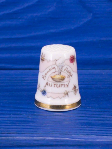 Royal Doulton наперсток Autumn, Осень, Brambly Hedge, Jill Barklem, винтажный, коллекционный, фарфоровый
