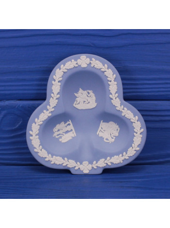 Коллекционная тарелка Крести (Трефы) серии Карточные масти Wedgwood