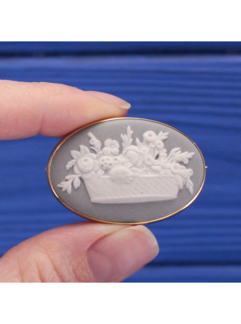 Редкая позолоченная винтажная брошь от Wedgwood серый Jasper
