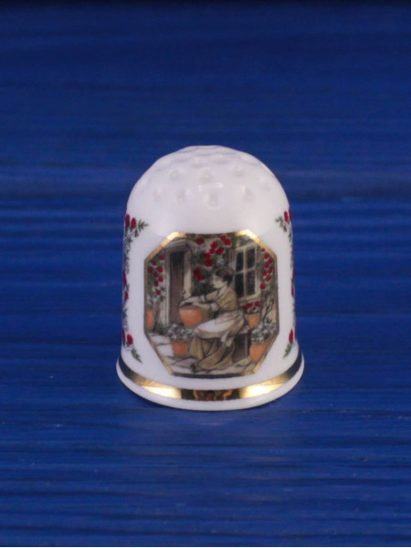 Коллекционный винтажный наперсток Rose Garden, изготовленный Westbury Studio специально для Thimble Collectors Club. Уэльс, 1989-й год