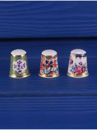Трио коллекционных наперстков от Royal Worcester - Sea Green and Puce Floral, Barr, Flight and Barr Imari, Davis Blue Band