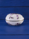 Шкатулка в форме яйца с изображением фиалок дизайна Victorian Violets от Hammersley
