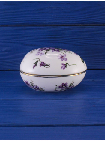 Шкатулка в форме яйца с изображением фиалок дизайна Victorian Violets от Hammersley