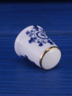 Винтажный коллекционный наперсток Blue Floral, изготовленный Bordeaux специально для Thimble Collectors Club. В оригинальной коробочке. Франция, 1998 год
