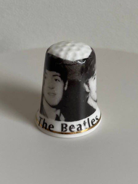 Винтажный коллекционный наперсток Fab Four с изображением солистов группы Beatles (Биттлз)