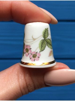 Wedgwood наперсток дизайна Wild Strawberry, винтажный, коллекционный