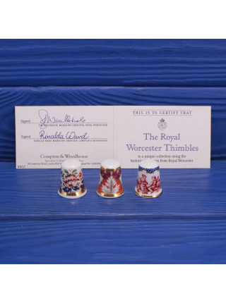 Трио коллекционных наперстков от Royal Worcester - Finger and Thumb, Tobacco Leaf, Meissen Style
