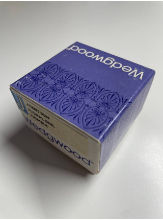 Редкий коллекционный наперсток Floral Girl (Цветочница) от Wedgwood