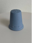 Wedgwood наперсток Spinner, Прядильщица, винтажный, коллекционный, бисквитный фарфор, джаспер, в оригинальной коробочке