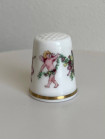 Винтажный коллекционный наперсток Sweetheart от Royal Worcester