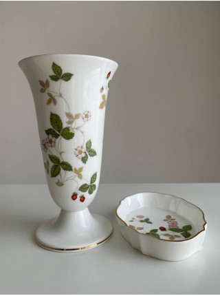 Wedgwood блюдце Wild Strawberry для украшений и мелочей, винтажное, фарфоровое