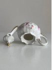 Винтажный миниатюрный чайник из коллекционной серии Miniature Teapot Collection от Porcelain Art в нежно-розовом оттенке с изображением цветов и золотым декором