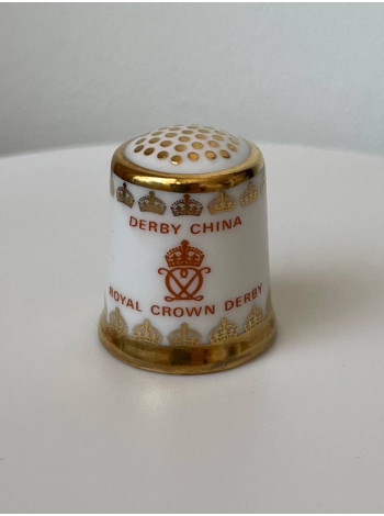Винтажный коллекционный наперсток с логотипом компании Royal Crown Derby в оригинальной коробочке