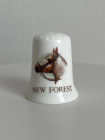 Винтажный коллекционный наперсток New Forest. Нью-Форест - это огромный национальный парк на юге Англии