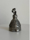 Винтажный коллекционный наперсток из пьютера Hornsea Pottery Potters Kiln в форме большой гончарной печи, в которую заглядывает гончар