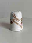 Коллекционный наперсток из английского костяного фарфора от Fenton с изображением роз и надписью Happy Birthday -  С Днем Рождения