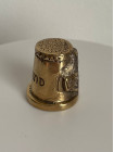 Металлический коллекционный наперсток с изображением кельтского креста и надписью Ireland