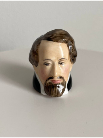 Винтажный наперсток Charles Dickens из коллекционной серии Dickens Collection от Francesca Art. Англия, 1983 год