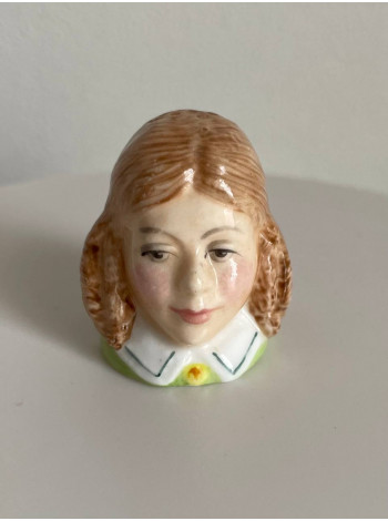 Винтажный наперсток Little Nell (The Old Curiosity Shop) из коллекционной серии Dickens Collection от Francesca Art. Англия, 1983 год