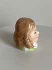 Винтажный наперсток Little Nell (The Old Curiosity Shop) из коллекционной серии Dickens Collection от Francesca Art. Англия, 1983 год