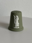 Wedgwood наперсток Spinner, Прядильщица, винтажный, коллекционный, бисквитный фарфор, джаспер