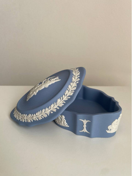 Wedgwood шкатулка, винтажная, коллекционная, бисквитный фарфор, джаспер, Путти, 1974 год