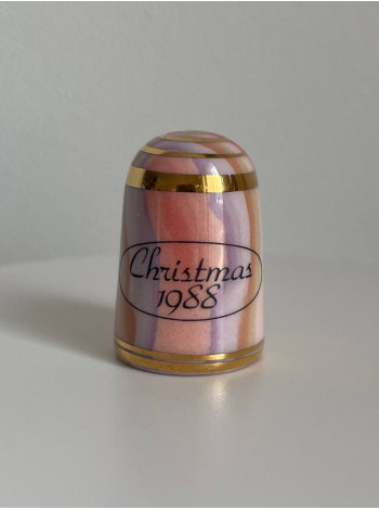 Редкий коллекционный наперсток Christmas 1988, выпущенный Bouchet к Рождеству 1988 года