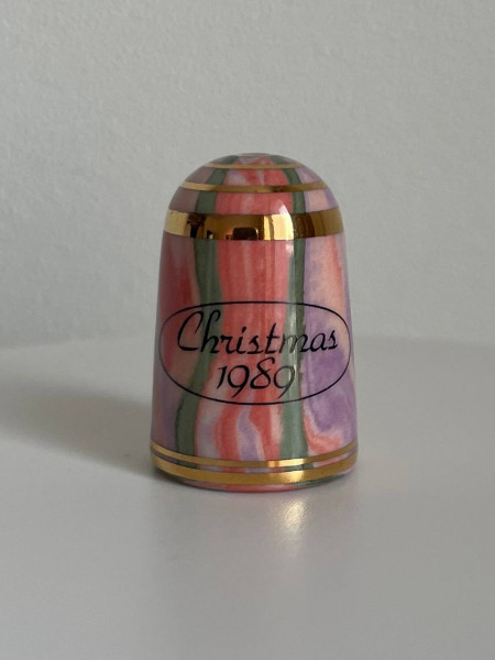 Редкий коллекционный наперсток Christmas 1989, выпущенный Bouchet к Рождеству 1989 года
