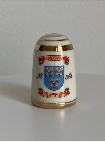 Редкий коллекционный наперсток Dublin Millennium 988-1988, выпущенный Bouchet, тысячелетие со дня основания города Дублин