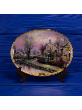 Винтажная декоративная тарелка Lamplight Lane серии Thomas Kinkades Lamplight Village от The Bradford Exchange