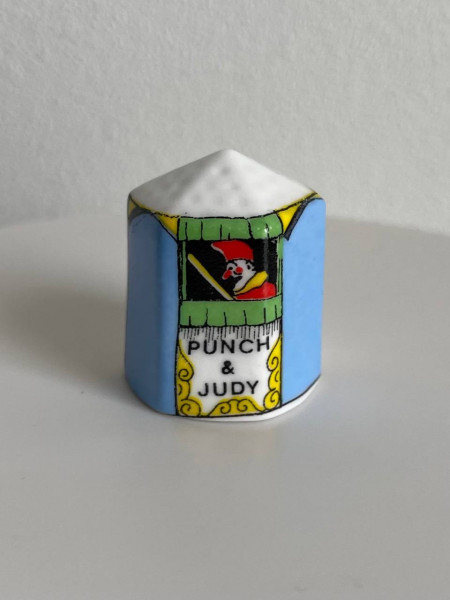 Винтажный коллекционный наперсток в форме шатра Punch and Judy от Birchcroft