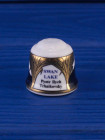 Brown Westhead and Moore наперсток Swan Lake, винтажный, коллекционный, фарфоровый, Thimble Collectors Club, Англия, 1998 год